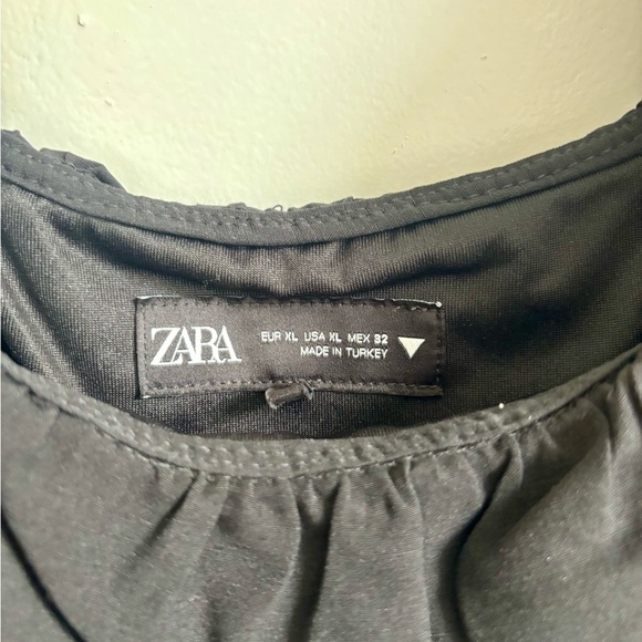 Zara Black Ruffle Off Shoulder Crop Blouse - Picture 2 of 8